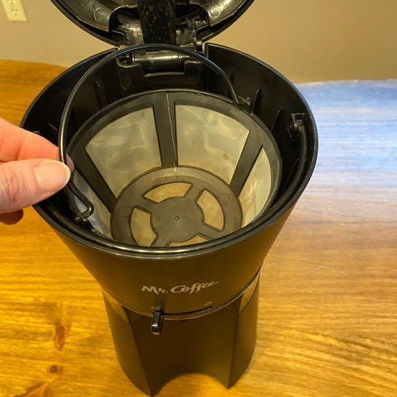 Mr Coffee Iced Coffee Maker - Picture 2 of 3